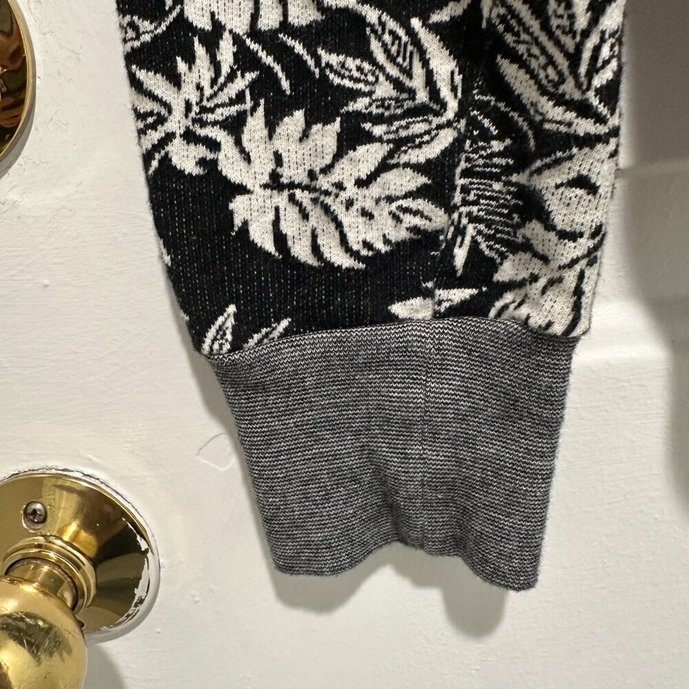 Zara Man Floral Zip-Up Hoodie (Size M)​ - Picture 4 of 7